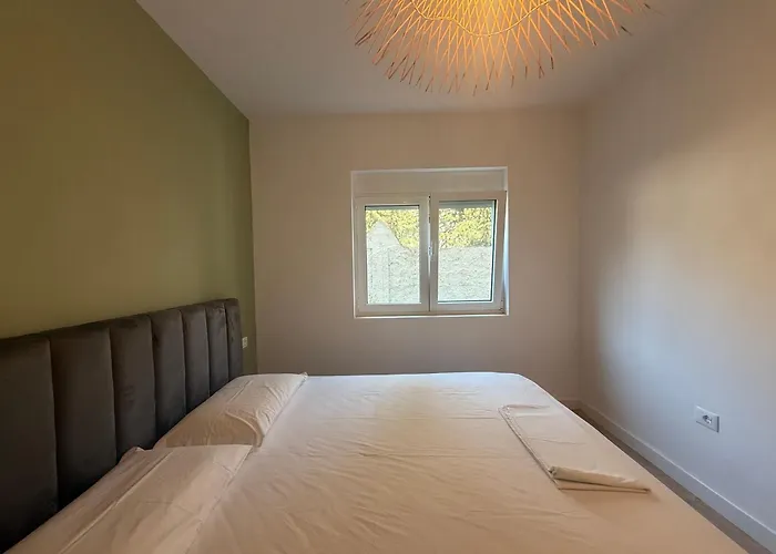 Iria 1 & 2 Apartament