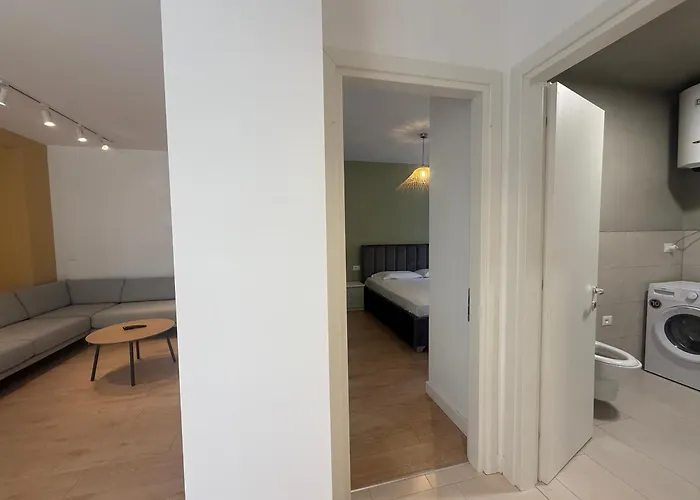 Διαμέρισμα Iria 1 & 2 *